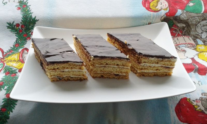 Miodownik z powidłami Miodownik z powidłami