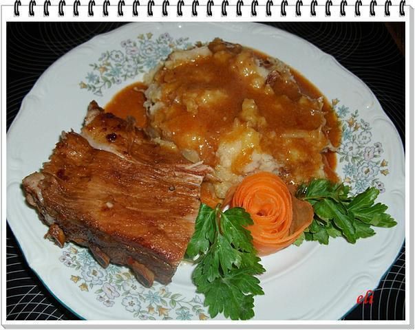 Miodowo-pikantne żeberka Eli