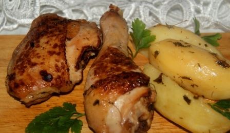 Miodowo-tymiankowe udka z kurczaka