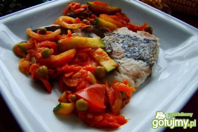 Miruna w warzywach na szybko  Miruna w warzywach na szybko