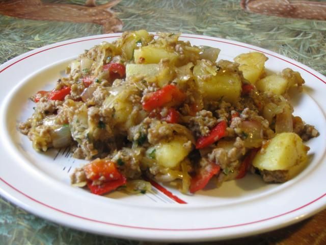 Miszmasz z ziemniakami i kapustą Miszmasz z ziemniakami i kapustą