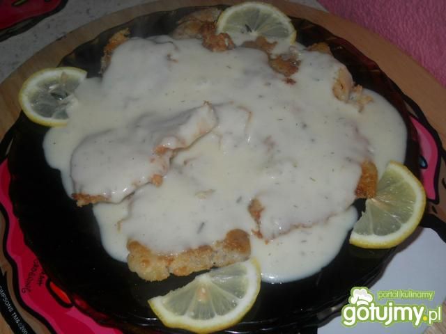 Mitaj z sosem winiar do ryby