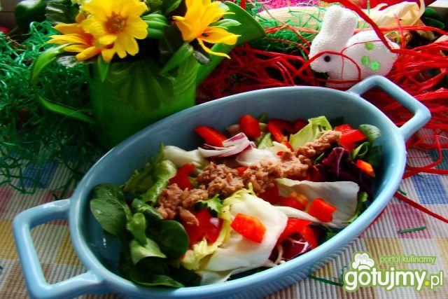 Mix sałat z tuńczykiem -lekko i zdrowo