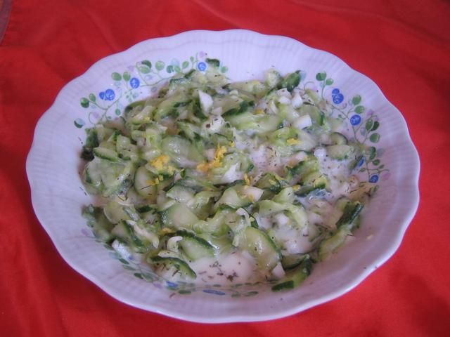 Mizeria ze smietana Mizeria ze smietana