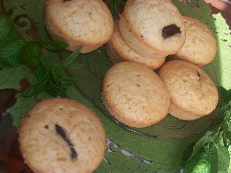 Mleczne muffiny z czekoladą Mleczne muffiny z czekoladą