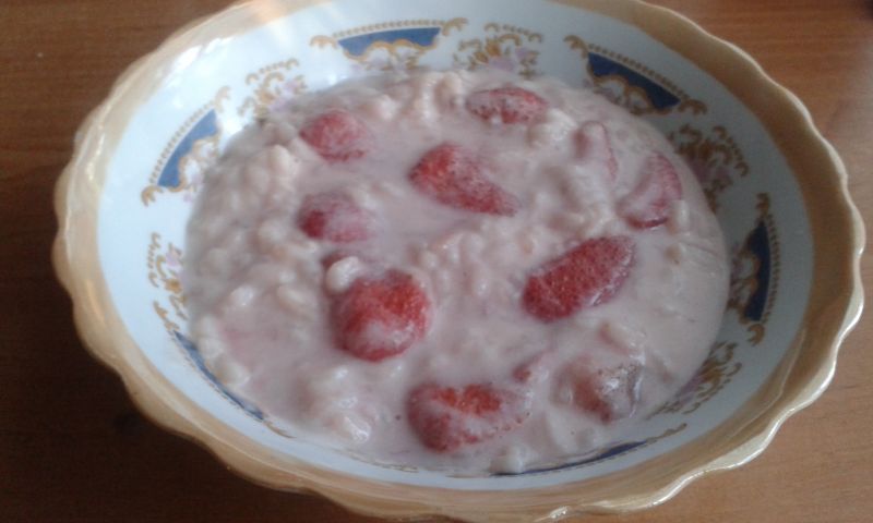 Mleczne risotto z truskawkami Mleczne risotto z truskawkami