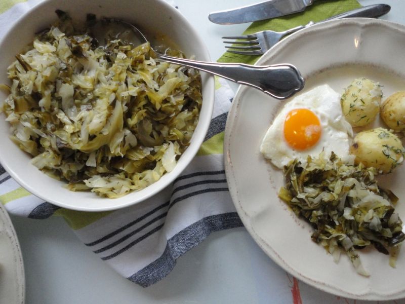 Młoda kapusta słodko-kwaśna Młoda kapusta słodko-kwaśna