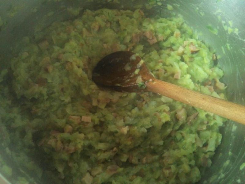 Młoda kapusta z zasmażką Młoda kapusta z zasmażką