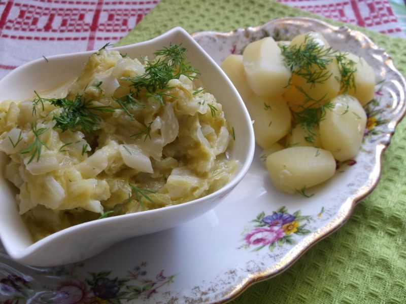 Młoda kapustka z ziemniaczkami Młoda kapustka z ziemniaczkami