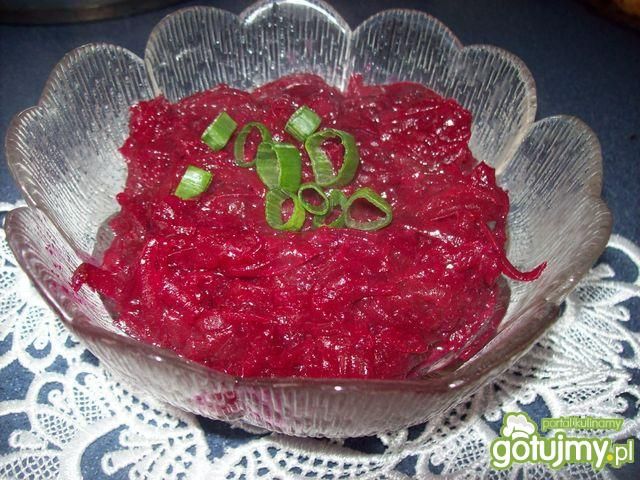 Młode buraczki z czosnkiem Młode buraczki z czosnkiem