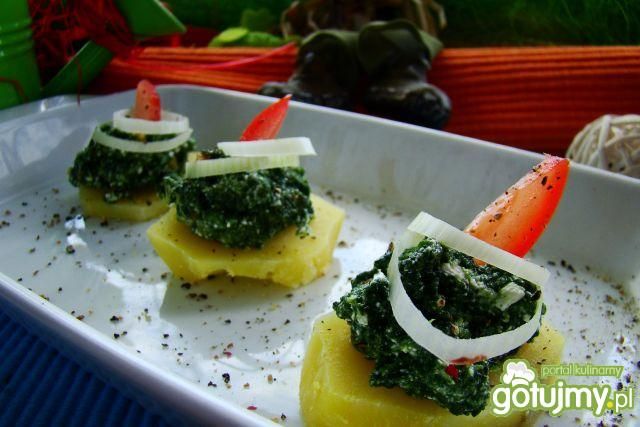 Młode ziemniaczki z szpinakiem  Młode ziemniaczki z szpinakiem