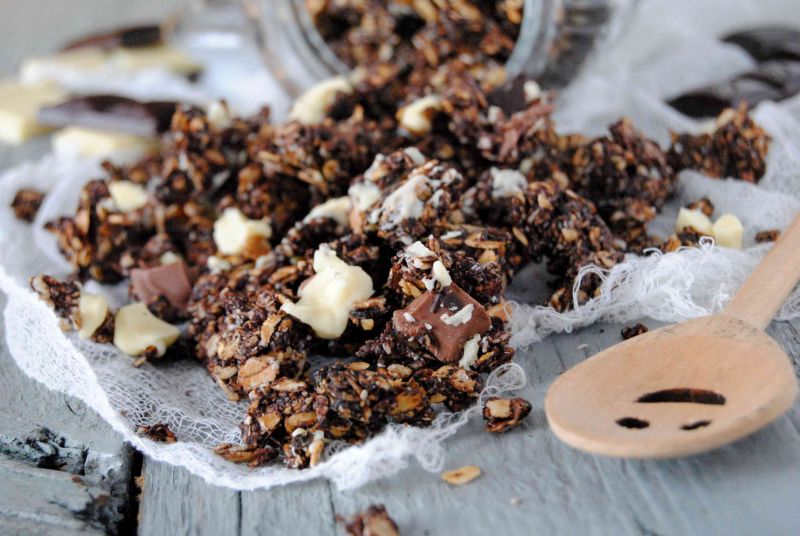 Mocno czekoladowa granola