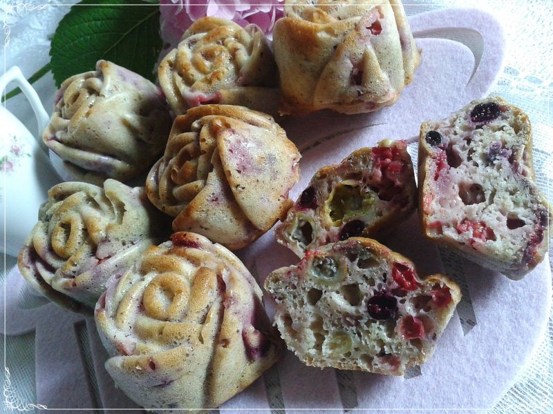 Mocno owocowe muffinki bez tłuszczu Mocno owocowe muffinki bez tłuszczu