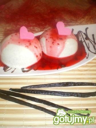 Mocno waniliowa Panna Cotta  Mocno waniliowa Panna Cotta