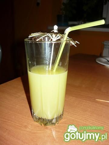 Mocny drink bananowy Mocny drink bananowy