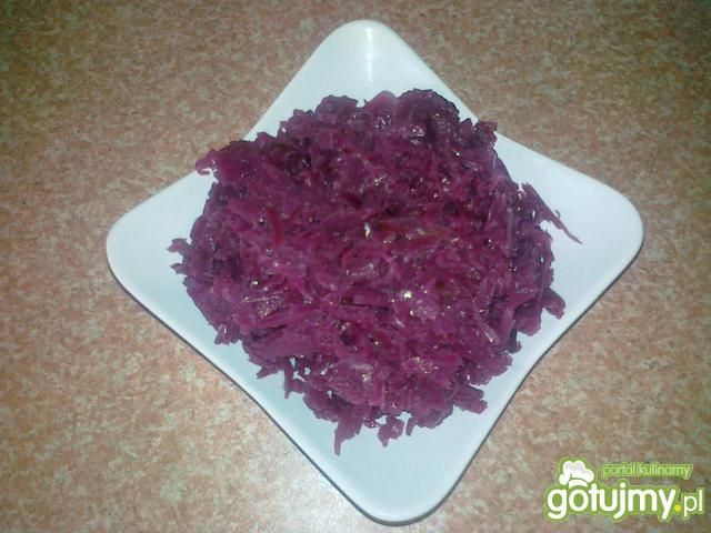 Modra kapusta z jabłkiem 