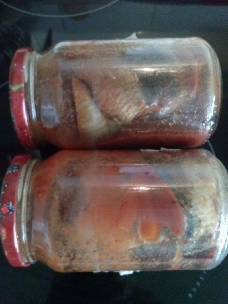 Moje filety ze sledzia w sosie pomidorowym