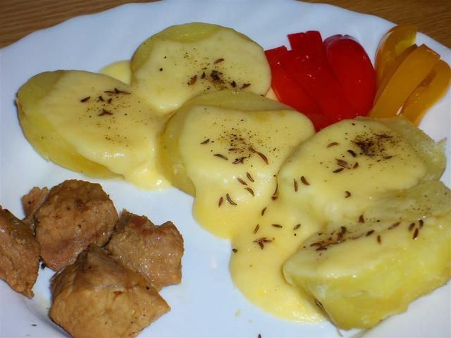 Moje raclette na ziemniakach z poledwic  Moje raclette na ziemniakach z poledwic