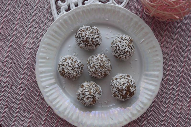 Morelowo-kokosowe "kulki mocy"