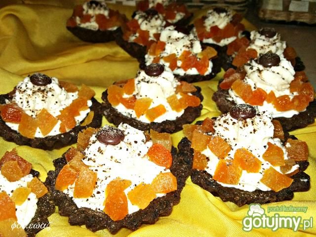 Morelowo kremowe babeczki Morelowo kremowe babeczki