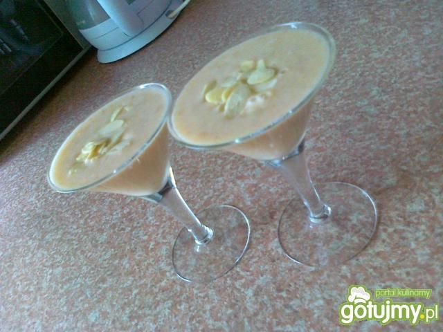 Morelowy koktajl na kefirze Morelowy koktajl na kefirze