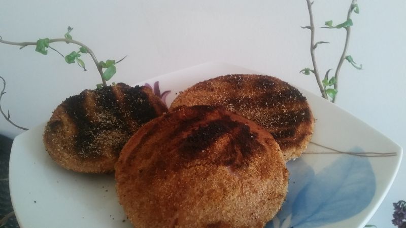 Mortadela w panierce smażona na grillu