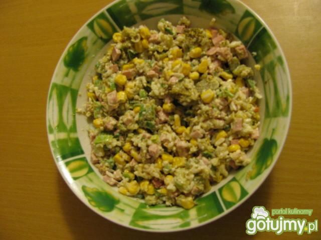 Mortadellowa sałatka Mortadellowa sałatka