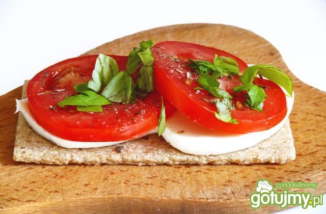 Mozzarellowe śniadanie