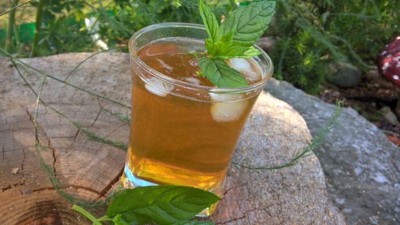 Mrożona herbata z miętą Mrożona herbata z miętą