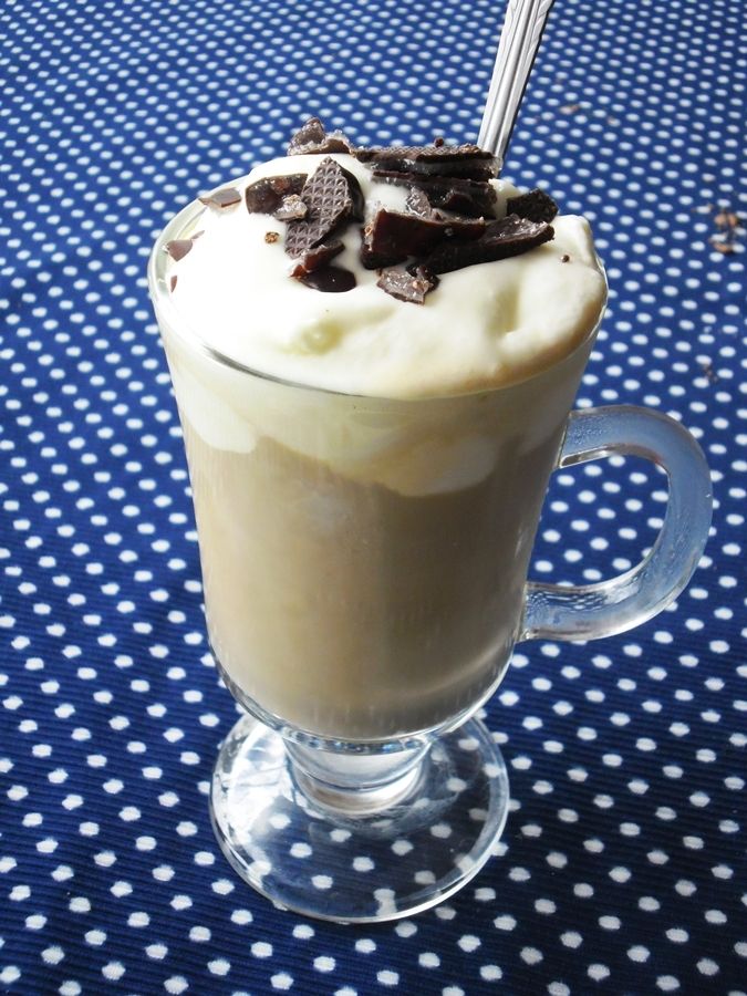 Mrożona kawa z akcentem