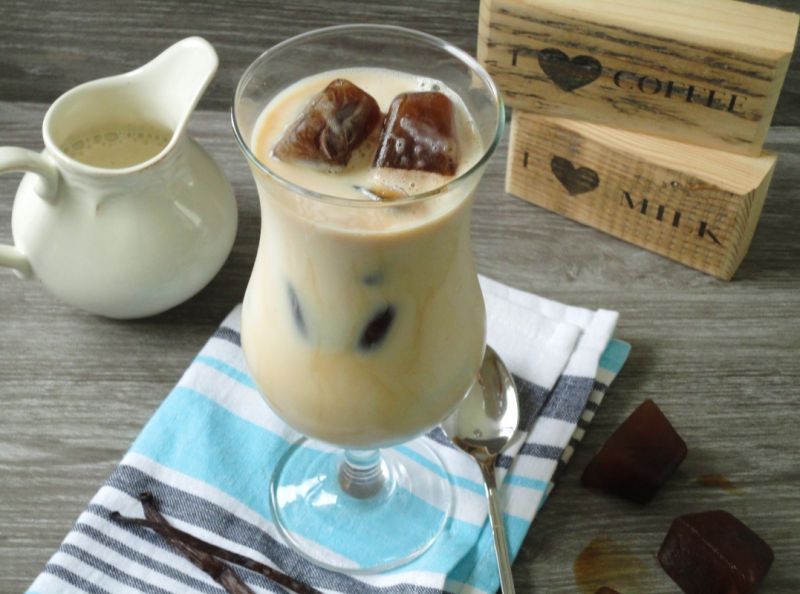 Mrożona kawa z wanilią Mrożona kawa z wanilią