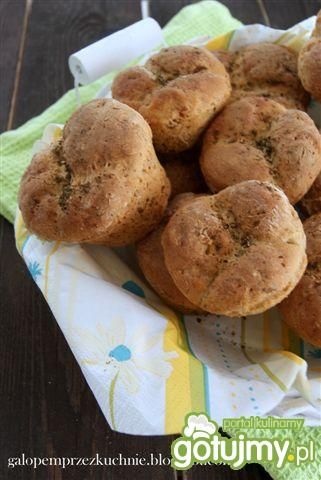 Muffinki chlebowe z prażoną cebulką