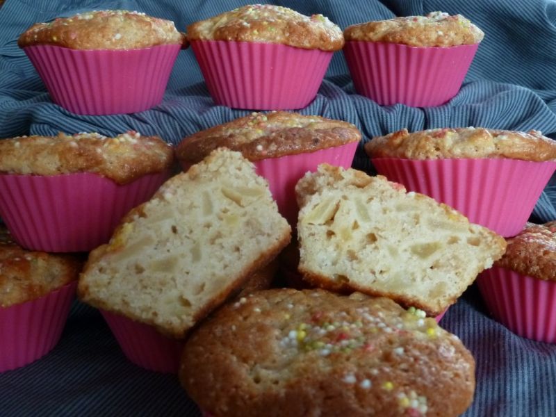 Muffinki cynamonowe z jabłkami - mini szarlotki Muffinki cynamonowe z jabłkami - mini szarlotki