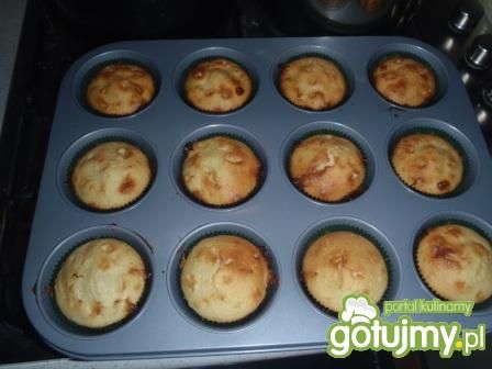 Muffinki cytrynowe z białą czekoladą Muffinki cytrynowe z białą czekoladą