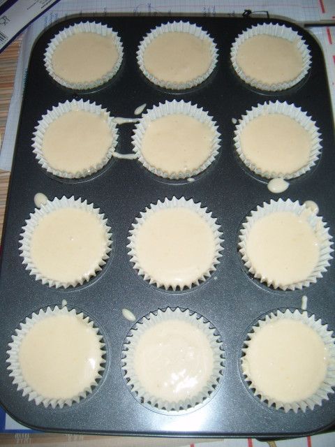 Muffinki cytrynowe z lukrem