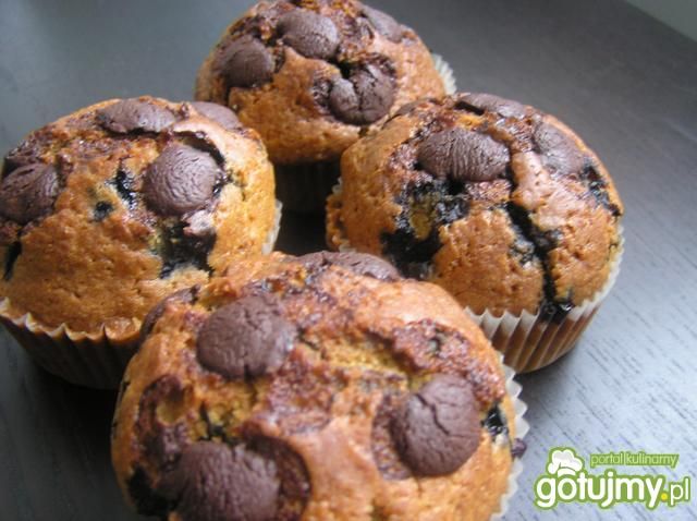 Muffinki jagodowe-pieguskowe