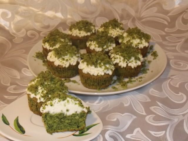 Muffinki leśny mech