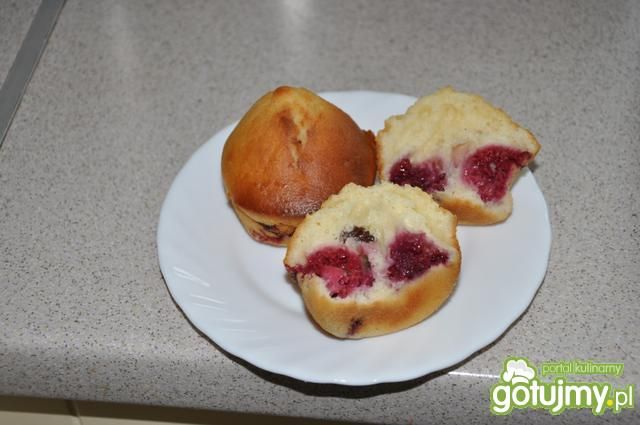 muffinki malinowe muffinki malinowe