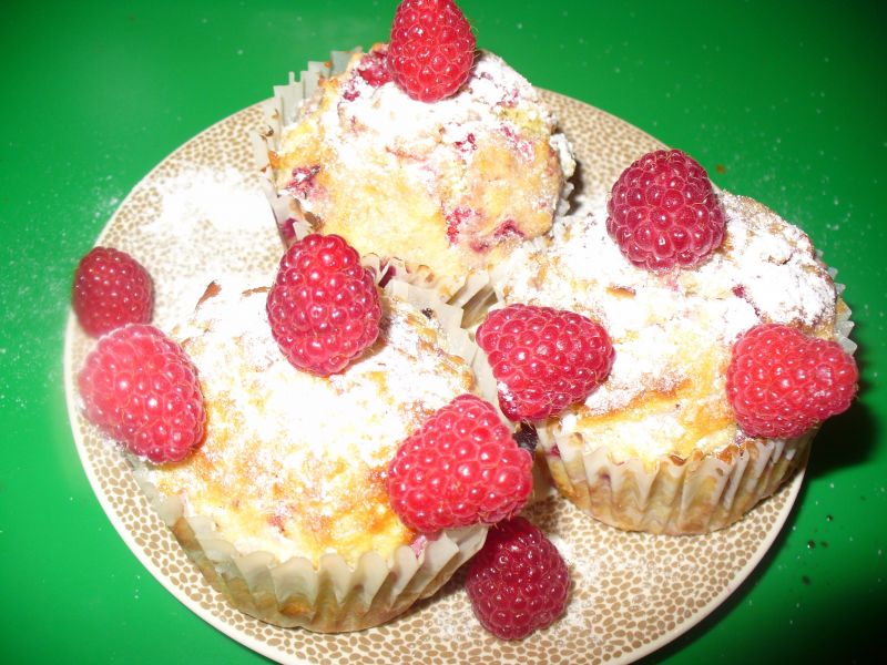 Muffinki malinowe Muffinki malinowe