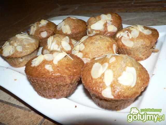 Muffinki migdałowe