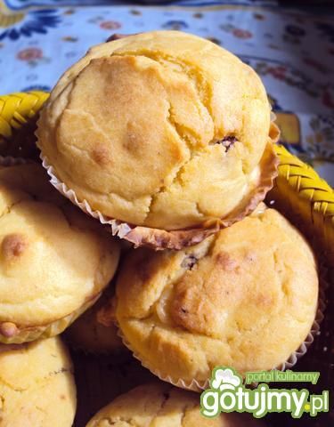 Muffinki na słono - z boczkiem  Muffinki na słono - z boczkiem