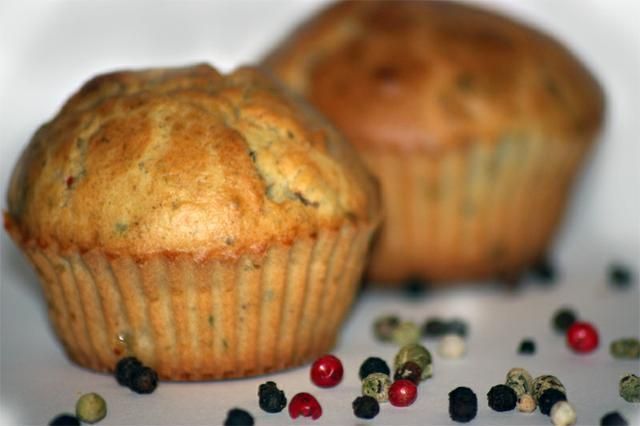 Muffinki oliwkowe Muffinki oliwkowe