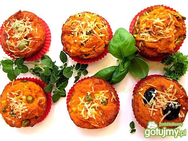 Muffinki pomidorowe Muffinki pomidorowe