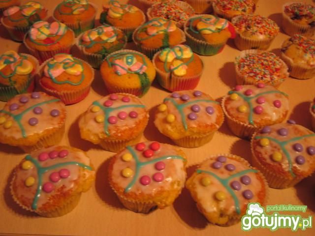 Muffinki urodzinowe