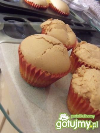 Muffinki z bezą