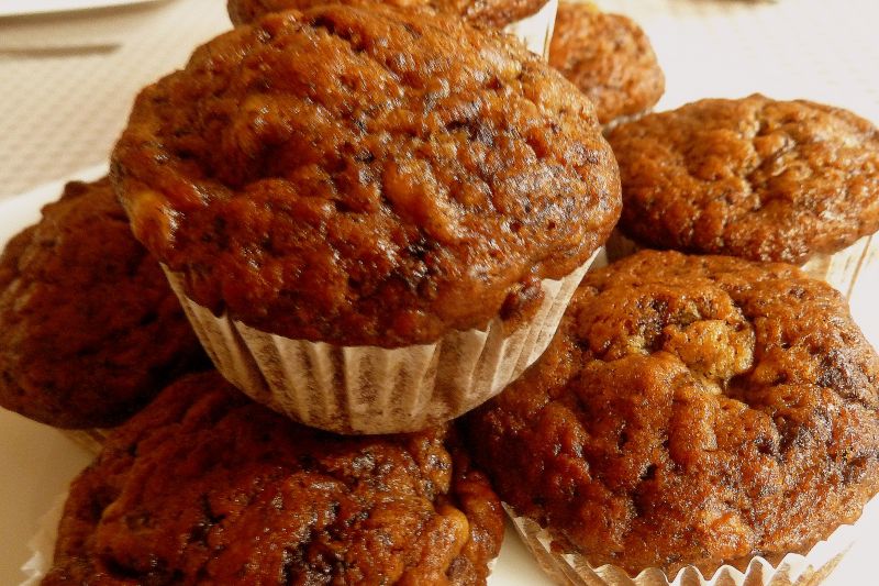 Muffinki z cappucino, bananami i czekoladą Muffinki z cappucino, bananami i czekoladą