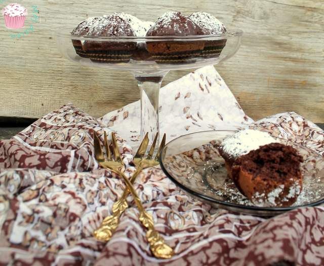 Muffinki z colą i orzechami   Muffinki z colą i orzechami