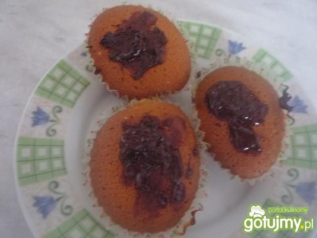 Muffinki z czekoladą Muffinki z czekoladą