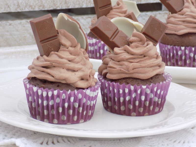 Muffinki z czekoladkami