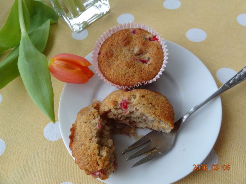 Muffinki z czerwoną porzeczką Muffinki z czerwoną porzeczką